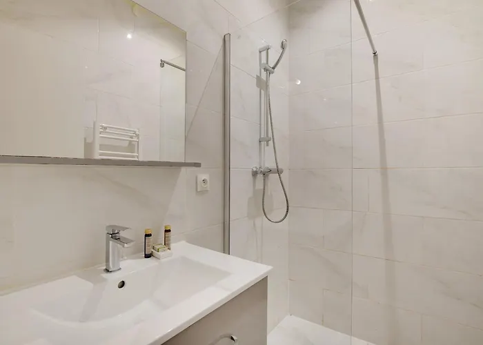 Cosy Apartment-6p-pigallelafayette شقة باريس